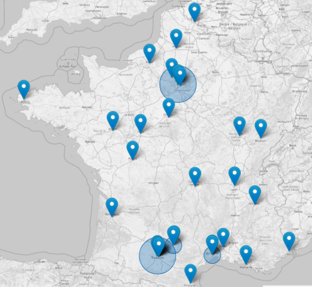 Une carte de la France métropolitaine avec un indicateur de position sur chaque ville universitaire où on trouve un établissement universitaire du réseau Atypie-Friendly